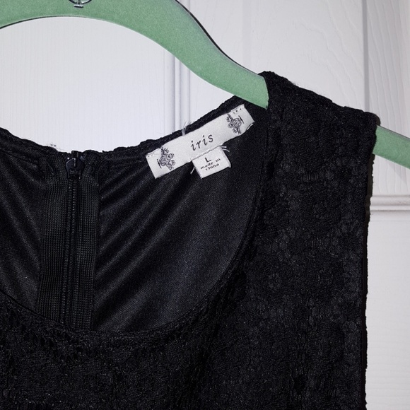 Dress - Picture 6 of 6